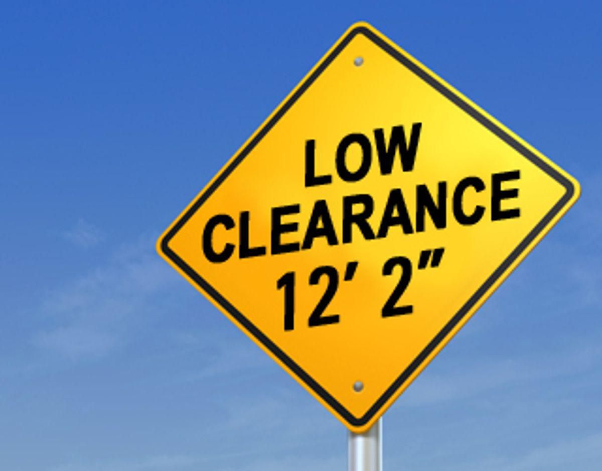 5 Safety Tips to Avoid Low Clearance Accidents - Penske Truck Rental