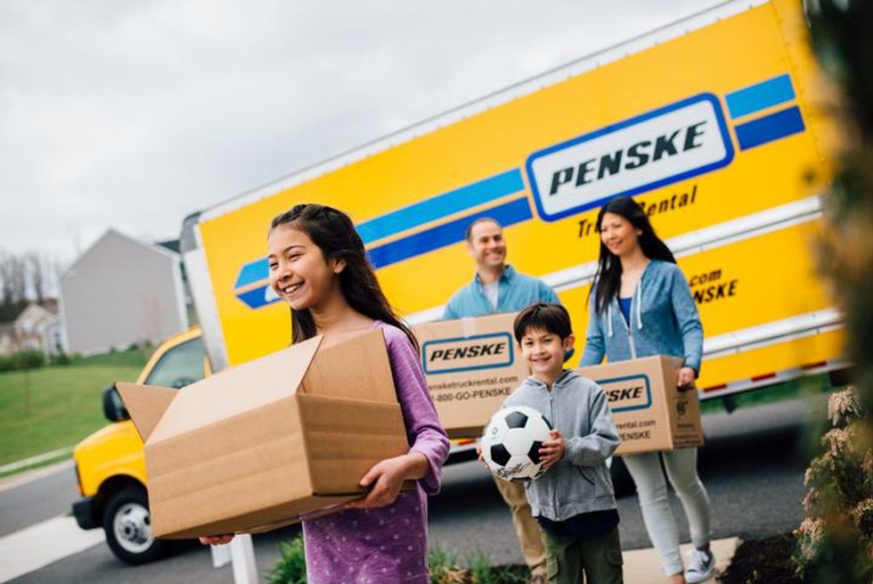 A Beginner’s Guide to Moving Penske Truck Rental