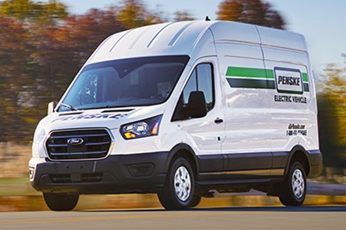 Beg Rental Van Delivery Van With Shelves for Rent – Penske Truck Rental - Penske Truck ...