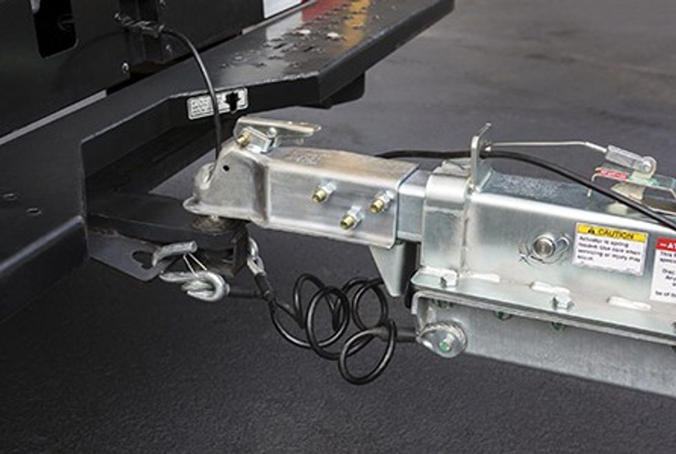 User connecting a car carrier